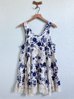 Umgee•Boho Floral and Lace Tank Tunic•Blue and Cream•Womens•Large•